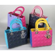 La mejor réplica del bolso Dior Lady Default de piel de cordero.
