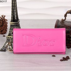 Cartera Christian Dior color melocotón con solapa 117
