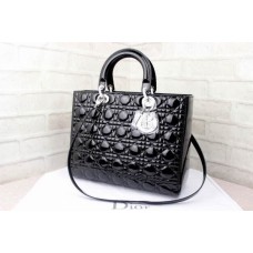 Réplica del bolso Dior Lady Default de charol negro