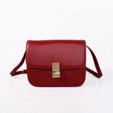 Bolso Celine Classic Box de piel de becerro con solapa color vino