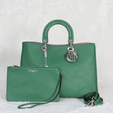 Bolso Dior Diorissimo Jumbo verde, piel importada color lichi (herrajes plateados) 602