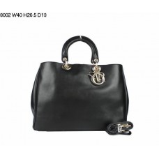 Bolso Dior Diorissimo Jumbo Piel de napa negra (herrajes dorados) 8002