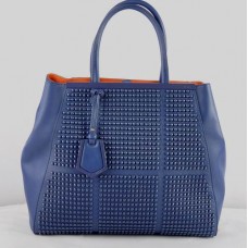 Bolso Fendi 2Jours de piel Saffiiano azul con cierre de pernos Bolso Fendi 2Jours de piel Saffiiano azul con cierre de pernos