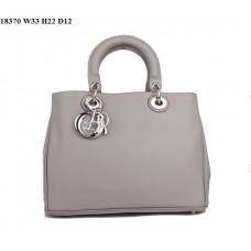 Bolso mediano Dior Diorissimo de piel napa gris (herrajes plateados) 18370 Bolso mediano Dior Diorissimo de piel napa gris (herrajes plateados) 18370