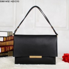 Bolso de hombro Celine Blade Flap de piel de becerro negro 5368 Bolso de hombro Celine Blade Flap de piel de becerro negro 5368