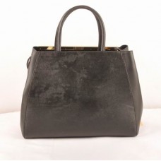 Bolso mediano Fendi 2jours de piel negra con vetas cruzadas/Ferrari.