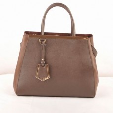 Bolso mediano Fendi 2jours Dark Coffee Cross Veins/Ferrari. Bolso mediano Fendi 2jours Dark Coffee Cross Veins/Ferrari.