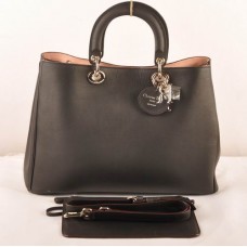 Bolso Dior Diorissimo Jumbo de piel original negra (herrajes dorados) 602