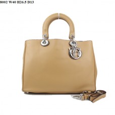 Bolso Dior Diorissimo Jumbo de piel napa color albaricoque (herrajes plateados) 8002