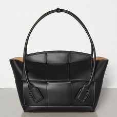 Bolso Bottega Veneta mediano Arco 48 Intrecciato de piel de becerro negra