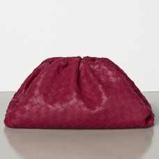 Bottega Veneta Bolso De Mano The Pouch En Piel Amaranto Intrecciato