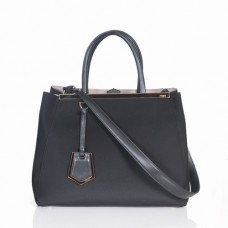 Bolso Fendi 2Jours de lona negra con asa superior Bolso Fendi 2Jours de lona negra con asa superior