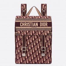 Mochila Dior en lona bordada oblicua color burdeos.