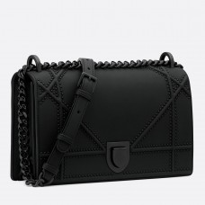 Bolso Dior Studded Diorama Ultra Matt So Black