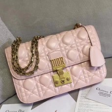 Bolso Dior Dioraddict con solapa en piel de cordero rosa
