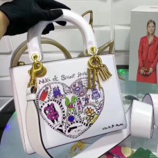 Bolso Lady Dior mediano de Dior con estampado de corazón de Niki De Saint Phalle