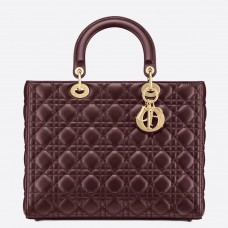 Dior Bolso grande Lady Dior de piel de cordero Cannage color burdeos Dior Bolso grande Lady Dior de piel de cordero Cannage color burdeos