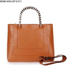 Bolso de mano Bvlgari nuevo, de piel de becerro Serpenti, color amarillo tierra 80382