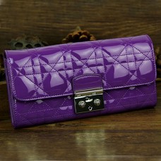 Cartera Dior con solapa 9002 color morado