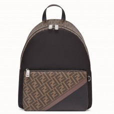 Mochila grande Fendi en tejido FF con nailon y piel.