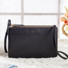 Bolso bandolera pequeño Celine Trio en piel de becerro negra.